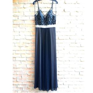 NWT Betsy&Adam Beaded Maxi Gown